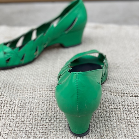 Eley Kishimoto Kelly green lighting pumps - Picture 3 of 8